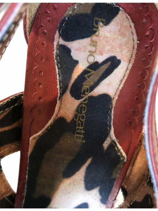 Bruno Menegatti Womens 6 Heels Leather Peep Toe Made in Brazil Buckle Pumps EUC - Picture 9 of 12